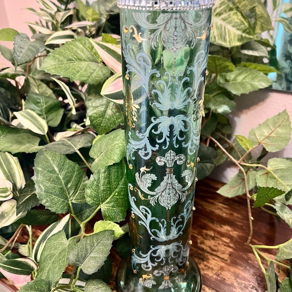 Glass vase
